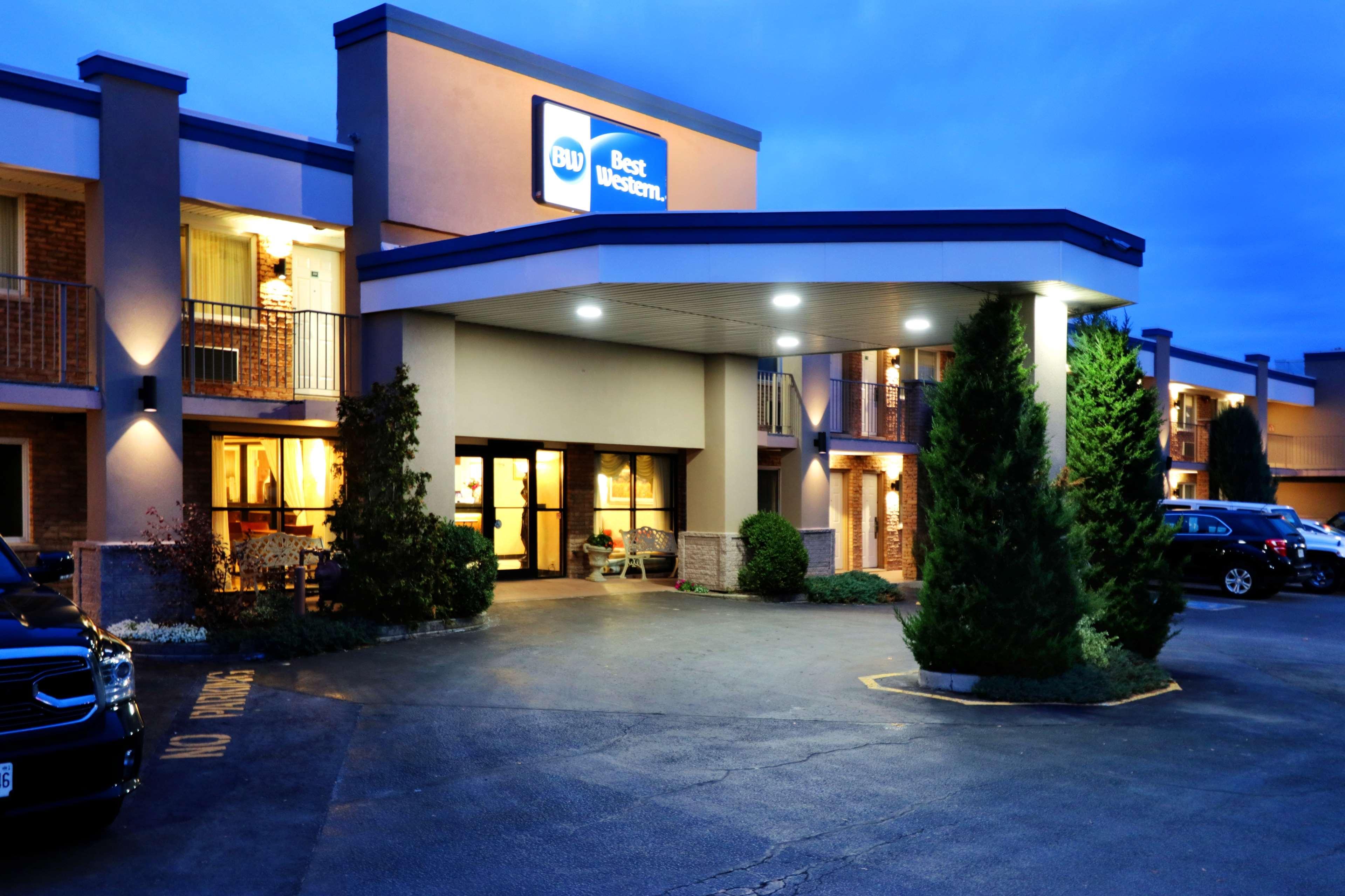 Best Western Halton Hills Georgetown Bagian luar foto