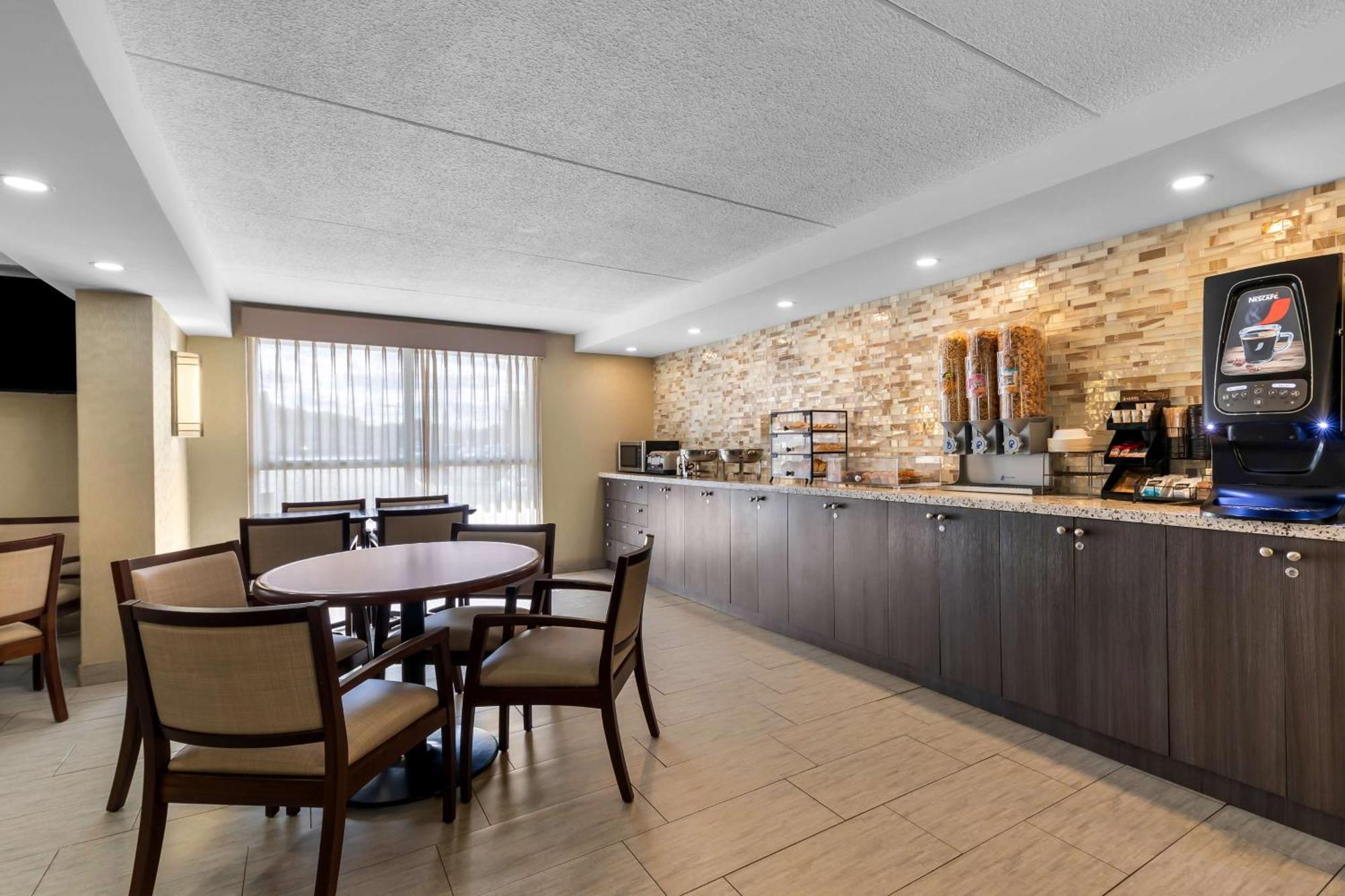 Best Western Halton Hills Georgetown Bagian luar foto