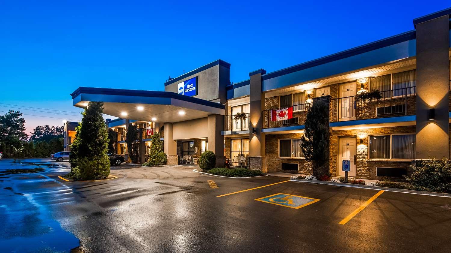 Best Western Halton Hills Georgetown Bagian luar foto